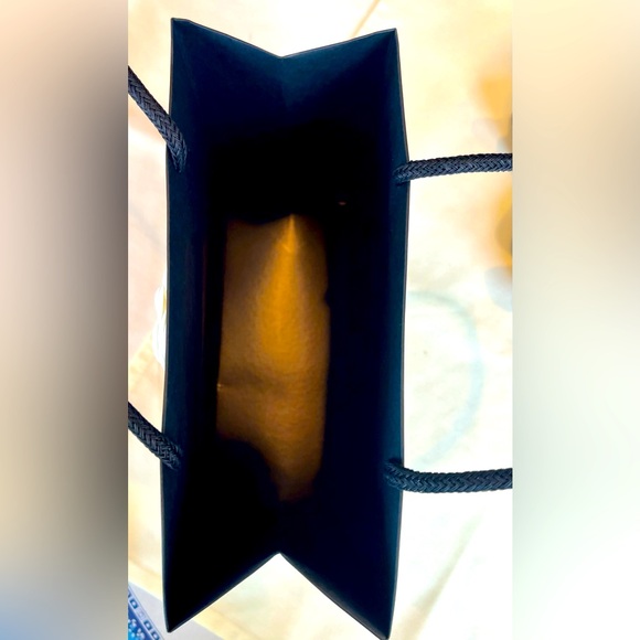 Chanel Shopping Bag with Camellia Flowers and Signature Ribbons - Picture 14 of 16